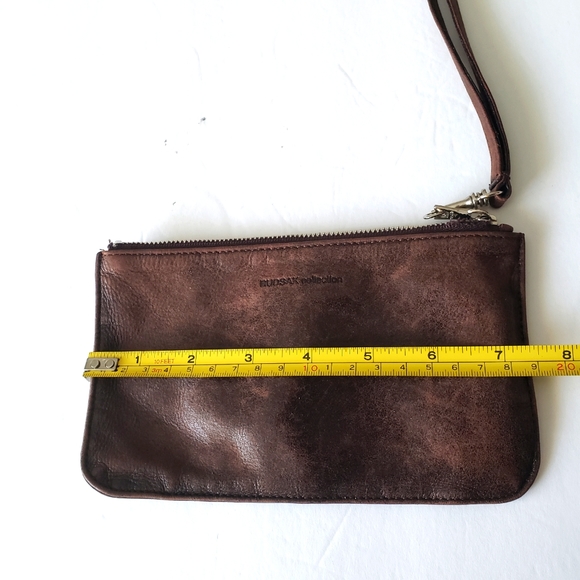 Rudsak Clutch Wristlet Distressed Leather Brown - Picture 8 of 10